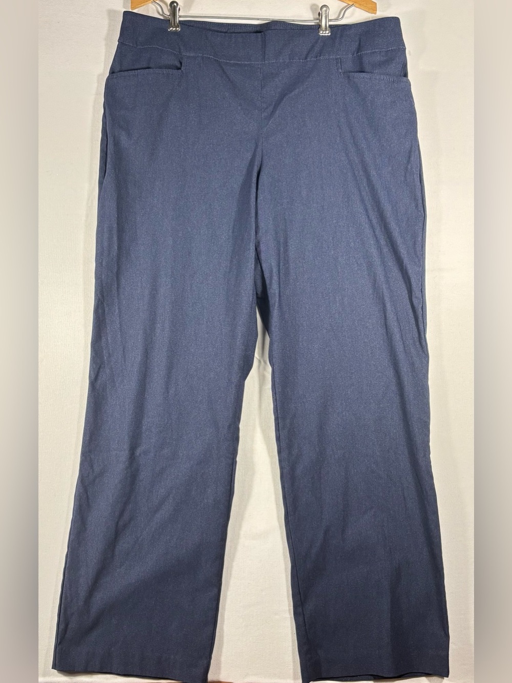 Time and Tru Women’s XL (16-18) Navy Straight Elastic Waist Stretch Dress Pants